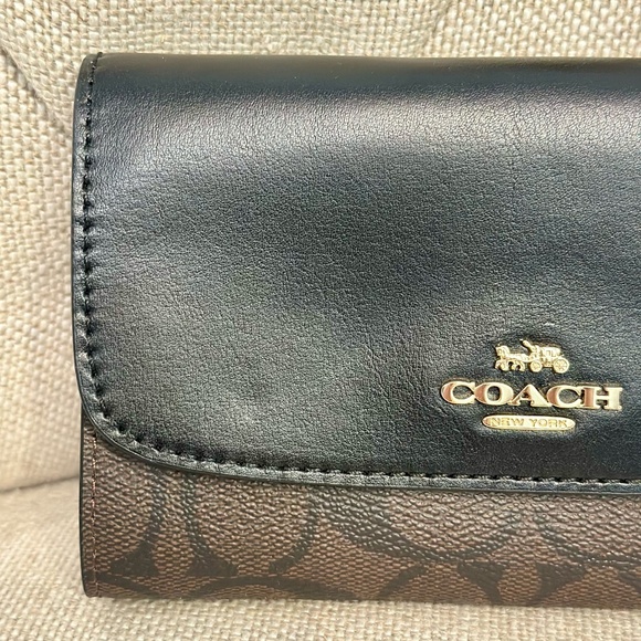 Coach Medium Trifold Envelope Wallet Signature Leather Brown Black Pre-Owned - Picture 4 of 7
